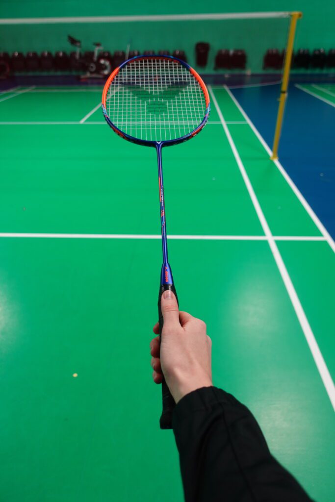 backhand grip in badminton