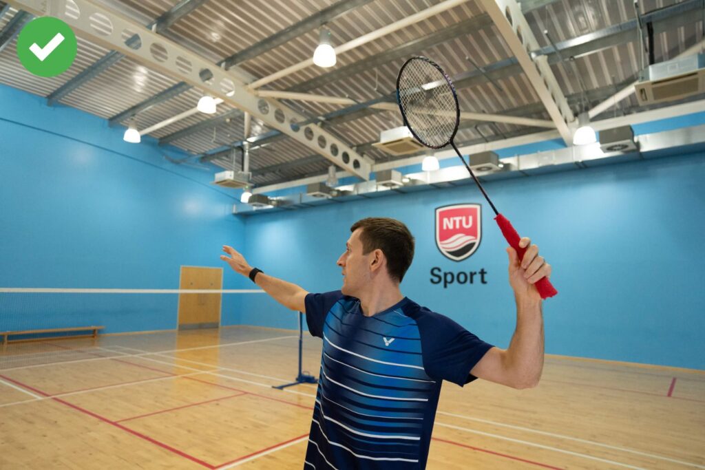 correct overhead grip in badminton for beginners