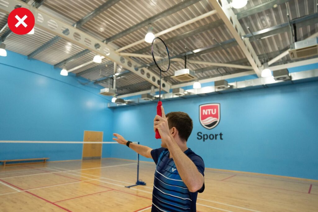 incorrect grip as a beginner badminton player