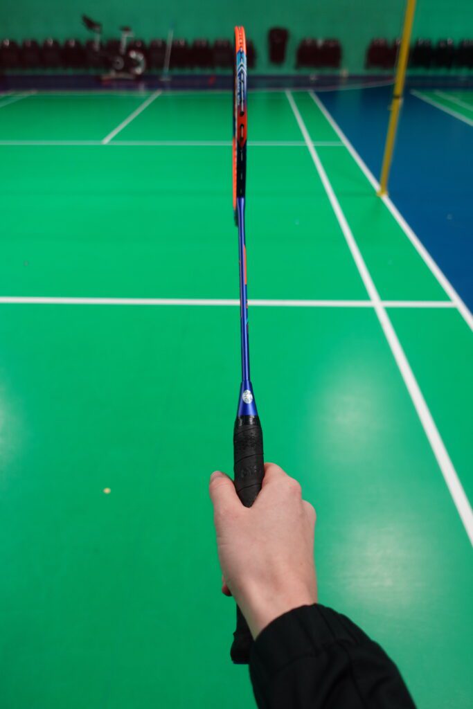 forehand grip in badminton