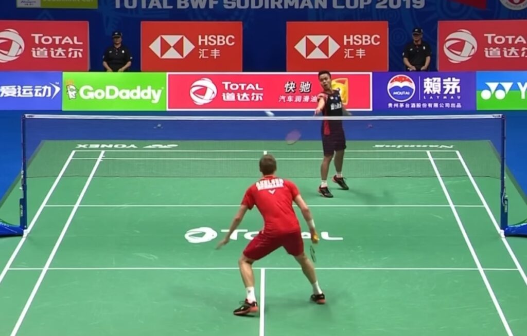 Anthony Ginting deceptive return of serve