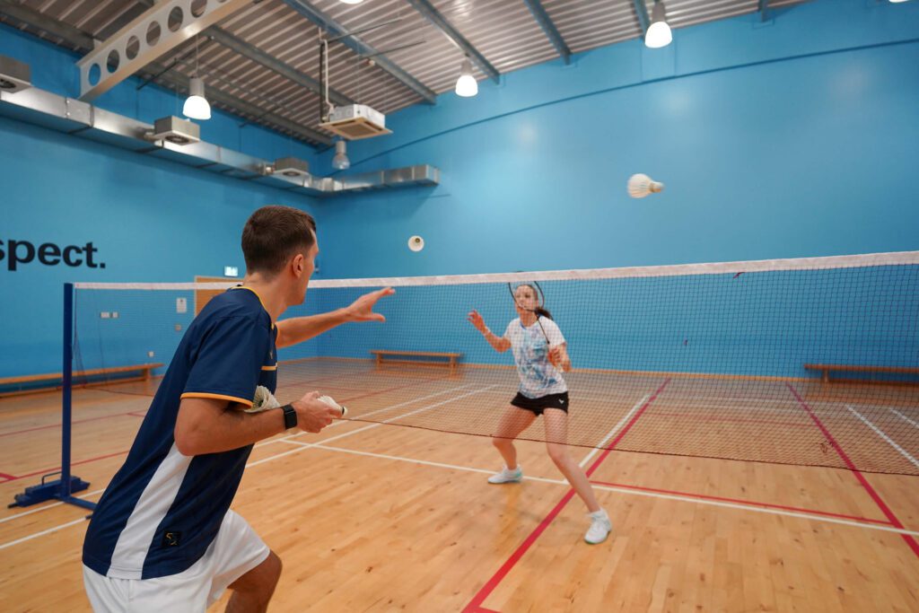 throwing net multi feed in badminton