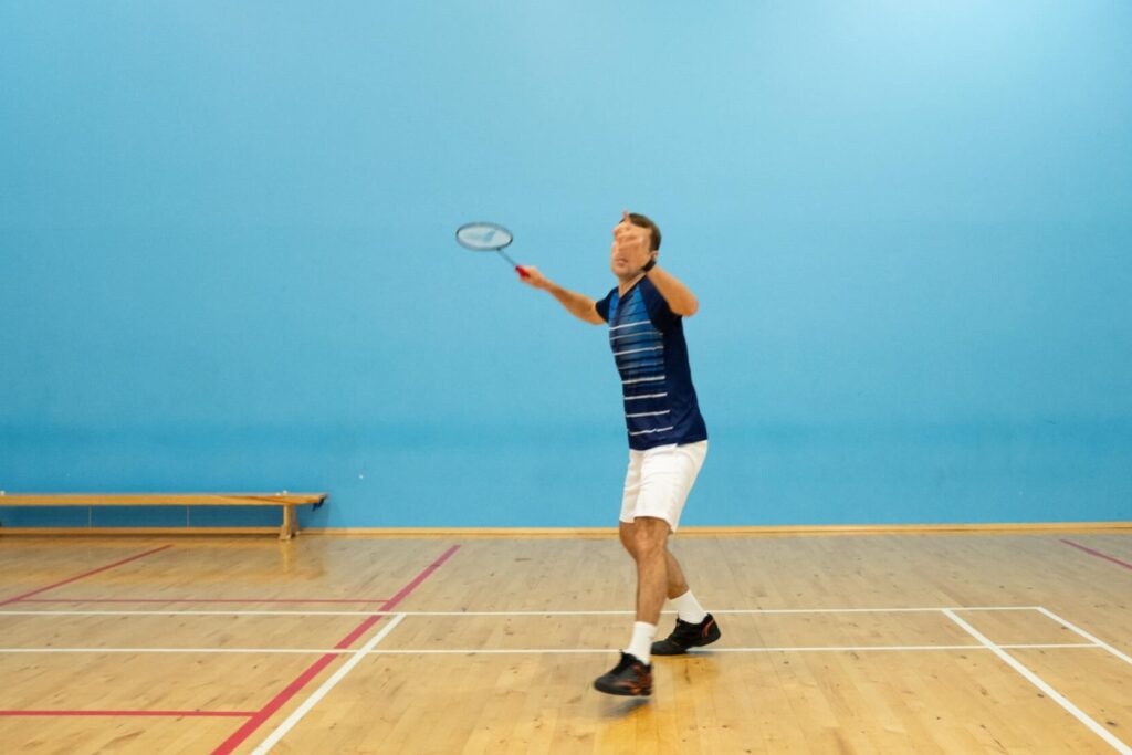 preparation for the scissor kick in badminton